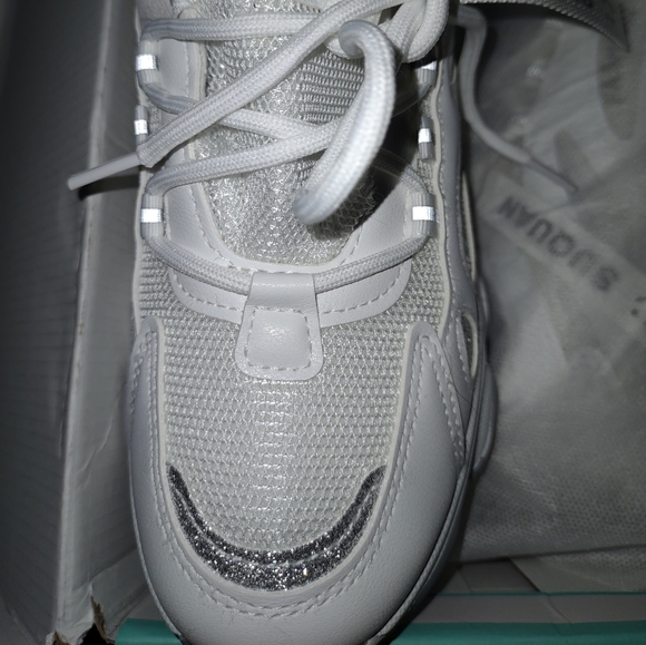 Ladies sneakers new - Picture 4 of 6